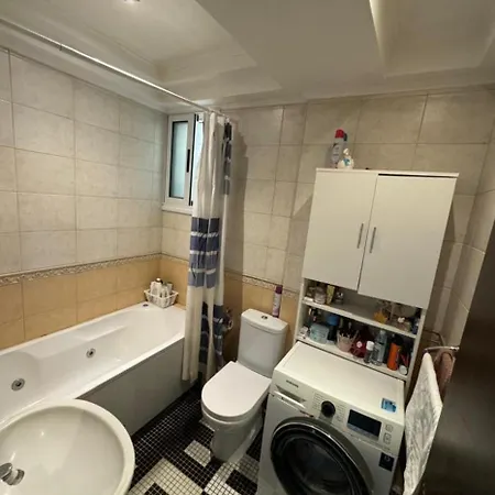Two Bedroom For Rent Per Day Apartment